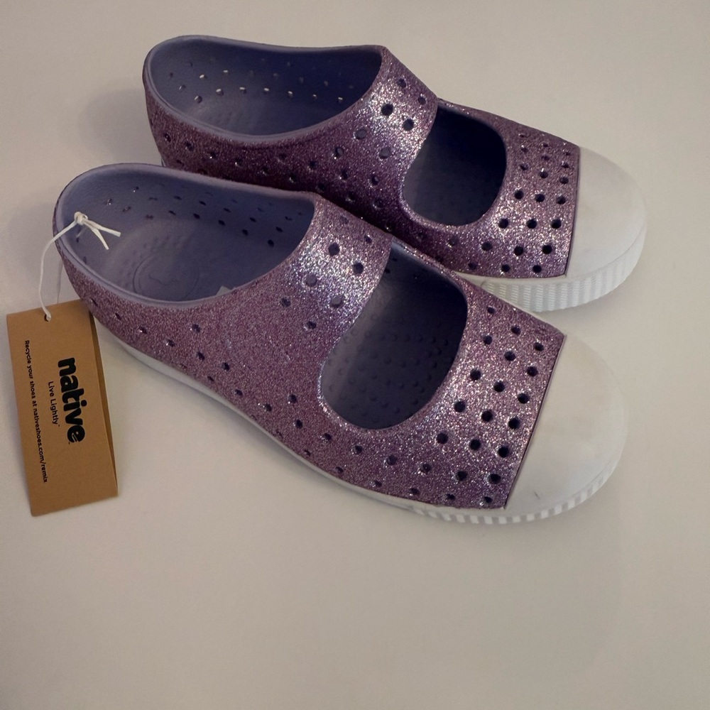 Native Kids Sparkly Lavender Water Shoes